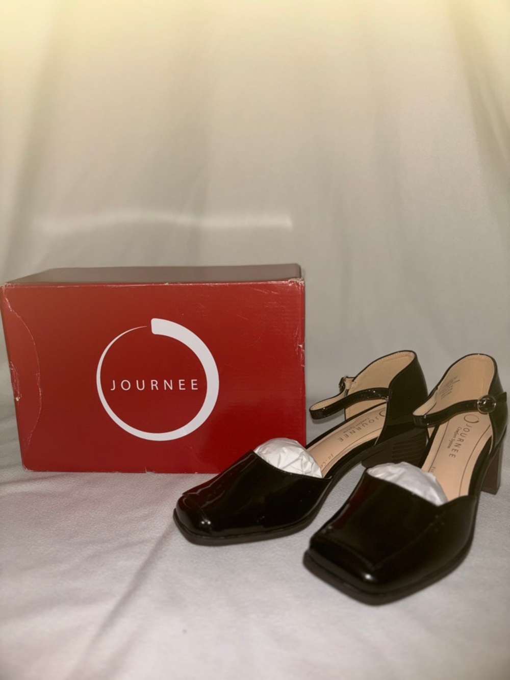 Journee Collection Women's Evangeline Block Heel Square Toe Pumps- Size 9M